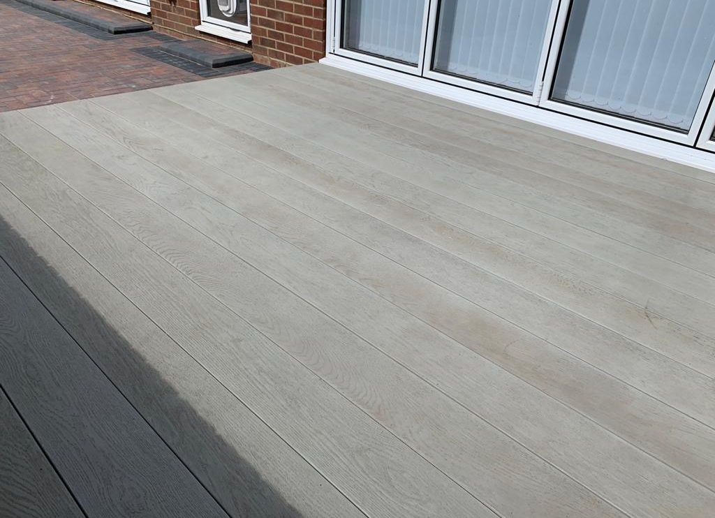 Composite Decking Installation Belvedere DA17