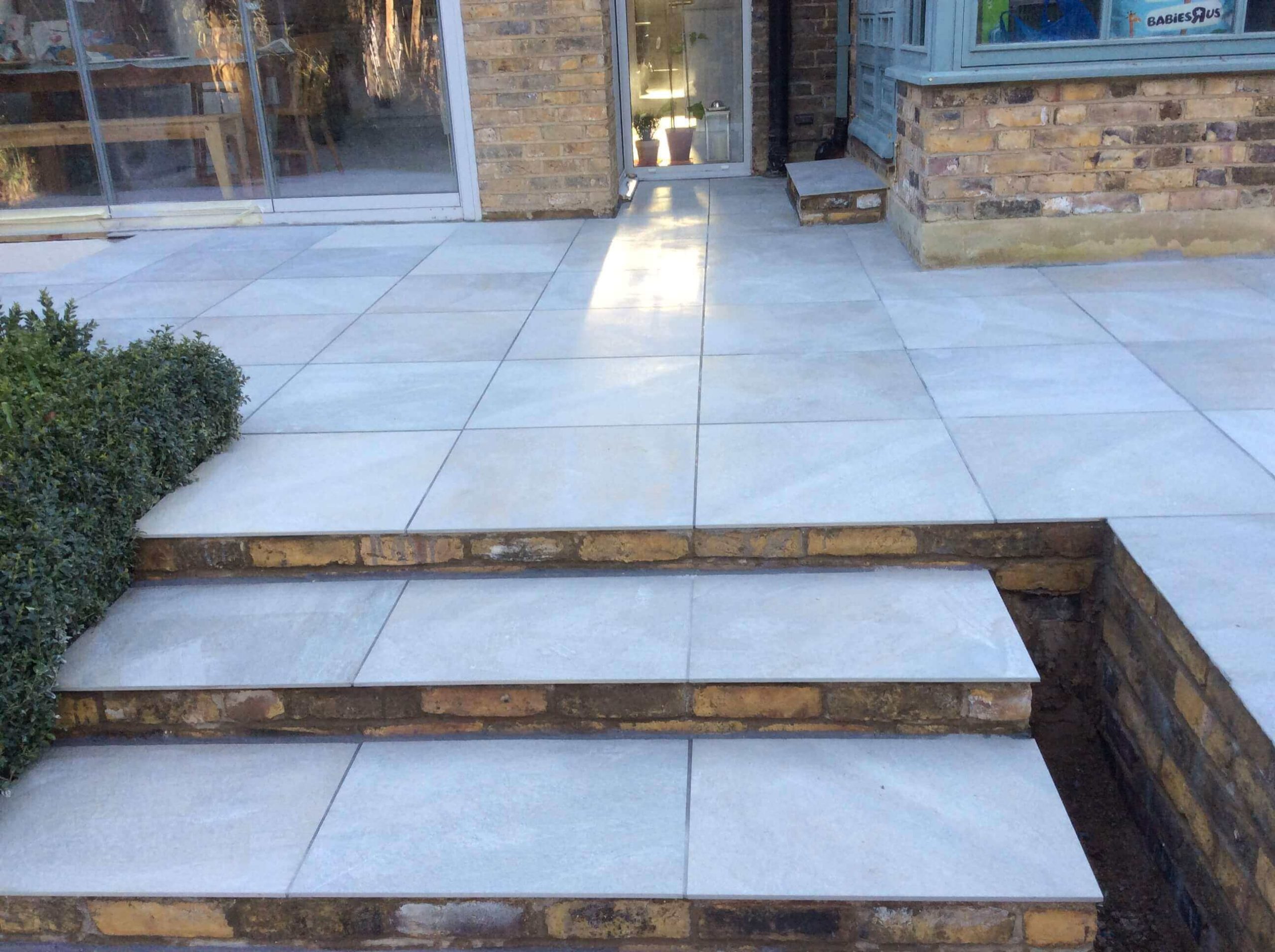 Garden Step Installers Belvedere DA17